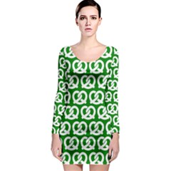 Green Pretzel Illustrations Pattern Long Sleeve Bodycon Dresses by GardenOfOphir