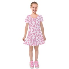 Leopard Pink Pattern Kids  Short Sleeve Velvet Dress by Valentinaart