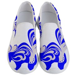 Skunk Animal Still From Men s Lightweight Slip Ons by Nexatart