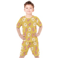 Bacon And Egg Pop Art Pattern Kid s Set by Valentinaart