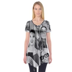 Lele Pons - Funny Faces Short Sleeve Tunic  by Valentinaart