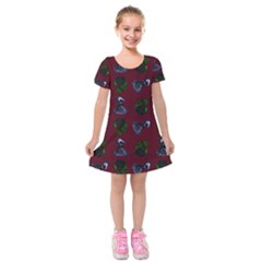 Gothic Girl Rose Red Pattern Kids  Short Sleeve Velvet Dress by snowwhitegirl