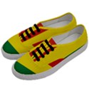 Bolivia Flag Men s Classic Low Top Sneakers View2