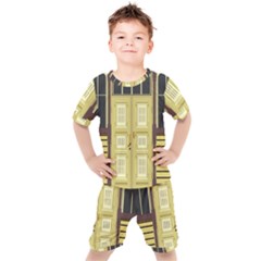 Graphic Door Entry Exterior House Kids  Tee And Shorts Set by Simbadda