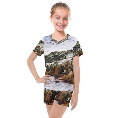 River Hills Evening California Kids  Mesh Tee And Shorts Set by Simbadda