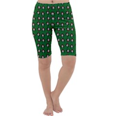 Retro Girl Daisy Chain Pattern Green Cropped Leggings  by snowwhitegirl