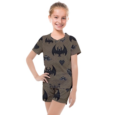 Cute Bat With Hearts Kids  Mesh Tee And Shorts Set by FantasyWorld7