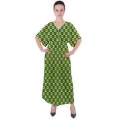 Df Green Domino V-neck Boho Style Maxi Dress by deformigo