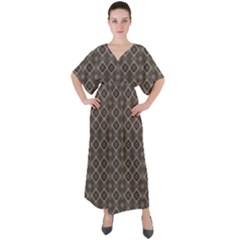 Aranyel V-neck Boho Style Maxi Dress by deformigo