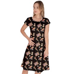 Robin Art Black Pattern Classic Short Sleeve Dress by snowwhitegirl