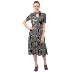 Njhb Vectorized Keyhole Neckline Chiffon Dress by CHPALTD