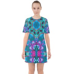 Peacock2 Sixties Short Sleeve Mini Dress by LW323