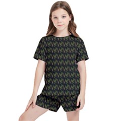 Fern Pattern 2 Black Kids  Tee And Sports Shorts Set by violetheavensky