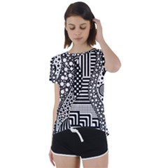 Black And White Short Sleeve Open Back Tee by gasi