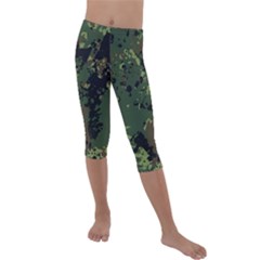 Military Background Grunge Kids  Lightweight Velour Capri Leggings  by pakminggu