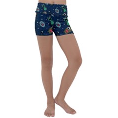 Monster-alien-pattern-seamless-background Kids  Lightweight Velour Yoga Shorts by Wav3s