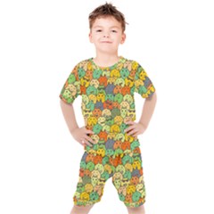 Seamless Pattern With Doodle Bunny Kids  Tee And Shorts Set by Simbadda