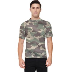 Camouflage Design Men s Short Sleeve Rash Guard by Excel