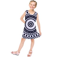 Circular Concentric Radial Symmetry Abstract Kids  Tunic Dress by pakminggu