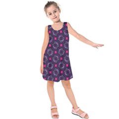 Geometric Pattern Retro Style Background Kids  Sleeveless Dress by Vaneshop