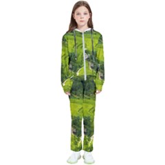 Apartment Curve Path Step Kids  Tracksuit by Sarkoni