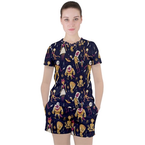 Alien Surface Pattern Women s T-shirt And Shorts Set by Ket1n9