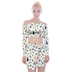 Insect Animal Pattern Off Shoulder Top With Mini Skirt Set by Ket1n9