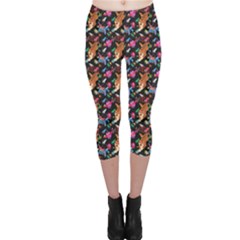 Beautiful Pattern Capri Leggings  by Sparkle