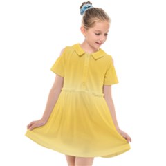 Cream Yellow To Amber Orange Bilinear Gradient Kids  Short Sleeve Shirt Dress by GradientsOmbre