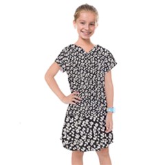 Gothic Leaf Pattern 5 Kids  Drop Waist Dress by violetheavensky