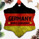 Football World Cup Ornament (Snowflake) Front